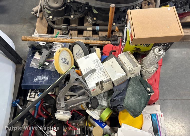 image for item FG1691 Auto body tools