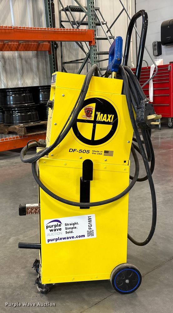 image for item FG1691 Auto body tools