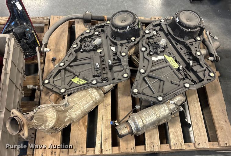 image for item FG1692 Automotive parts