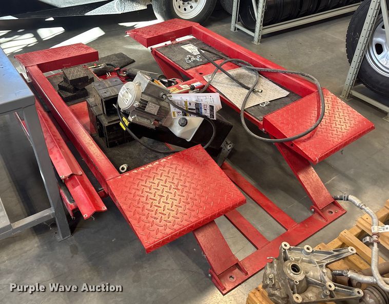 image for item FG1693 Rotary VLXS 10000 automotive lift