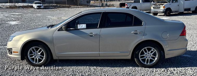 image for item FG1698 2010 Ford Fusion 
