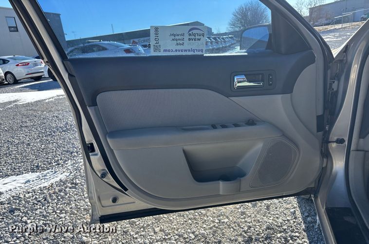 image for item FG1698 2010 Ford Fusion 