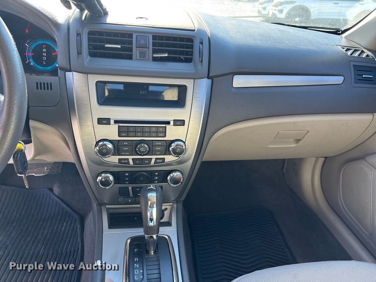 image for item FG1698 2010 Ford Fusion 