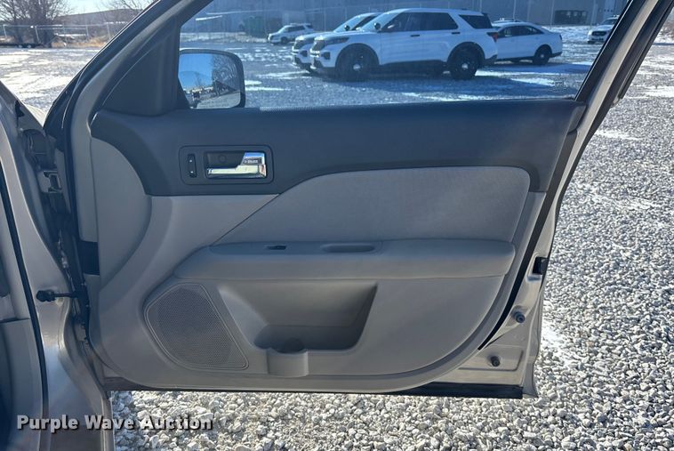 image for item FG1698 2010 Ford Fusion 