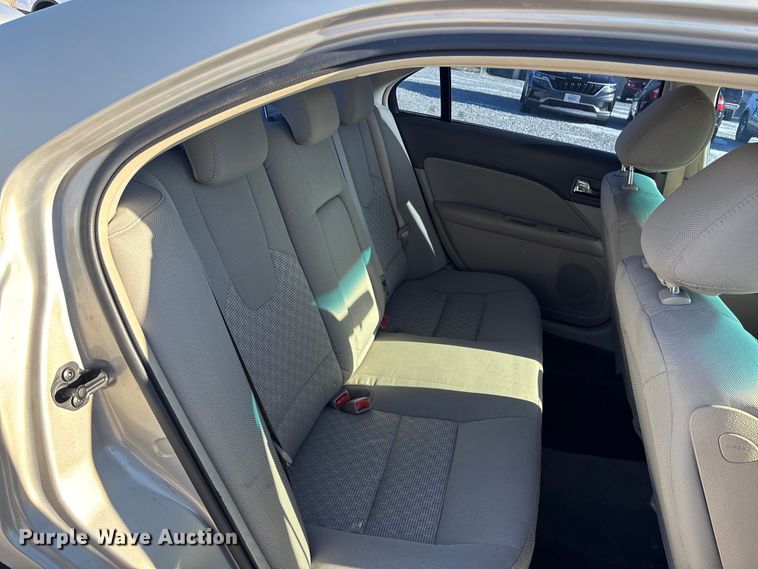 image for item FG1698 2010 Ford Fusion 