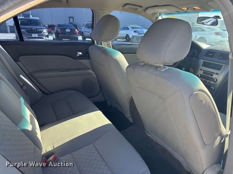image for item FG1698 2010 Ford Fusion 