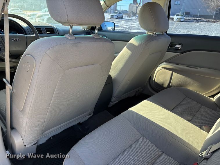 image for item FG1698 2010 Ford Fusion 