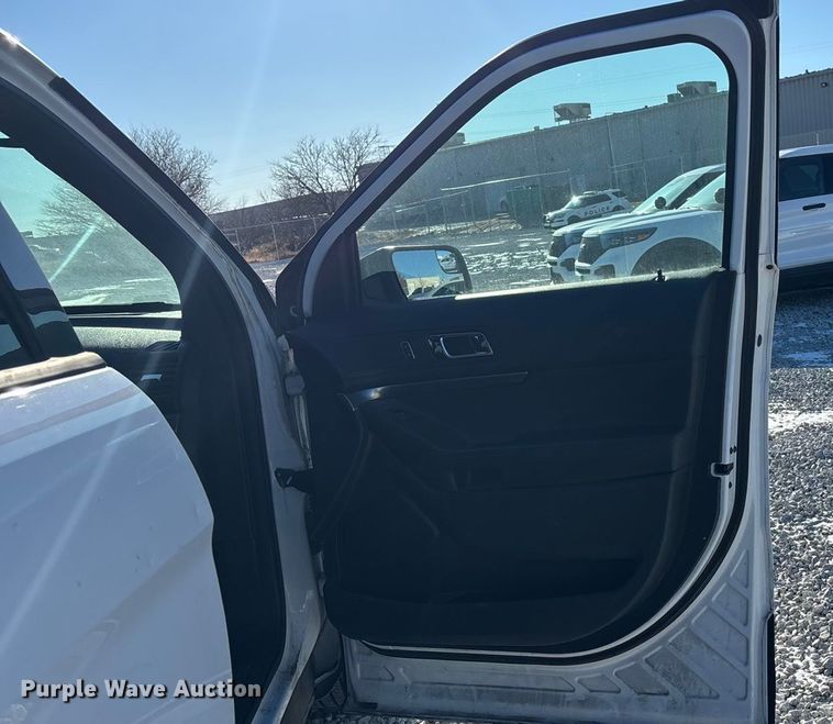 image for item FG1701 2017 Ford Explorer Police Interceptor SUV