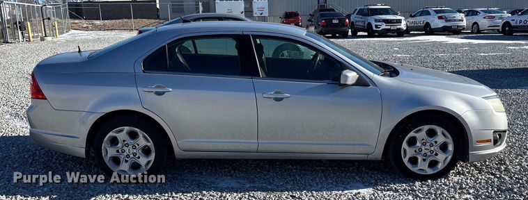 image for item FG1702 2010 Ford Fusion 