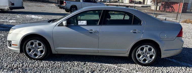 image for item FG1702 2010 Ford Fusion 