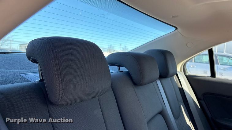 image for item FG1702 2010 Ford Fusion 