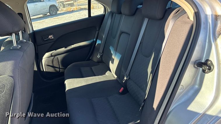 image for item FG1702 2010 Ford Fusion 