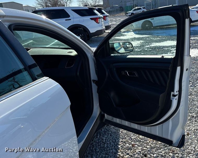 image for item FG1703 2018 Ford Taurus Police 