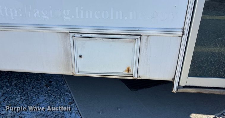 image for item FG1704 2006 Starcraft  E450 Super Duty shuttle bus