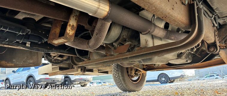 image for item FG1704 2006 Starcraft  E450 Super Duty shuttle bus