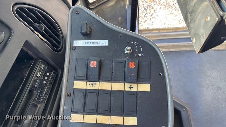 image for item FG1704 2006 Starcraft  E450 Super Duty shuttle bus