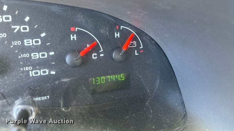 image for item FG1704 2006 Starcraft  E450 Super Duty shuttle bus