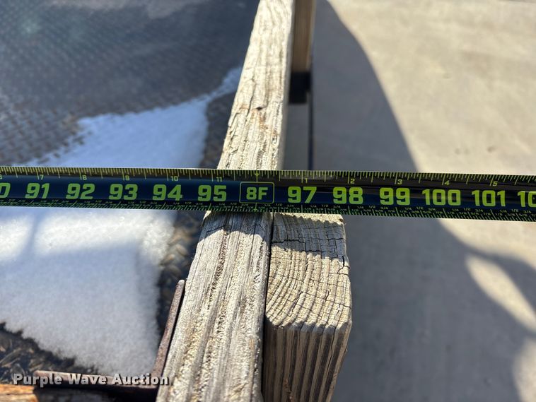 image for item FG1705 2001 Ford F350 Super Duty Ext. Cab flatbed pickup truck