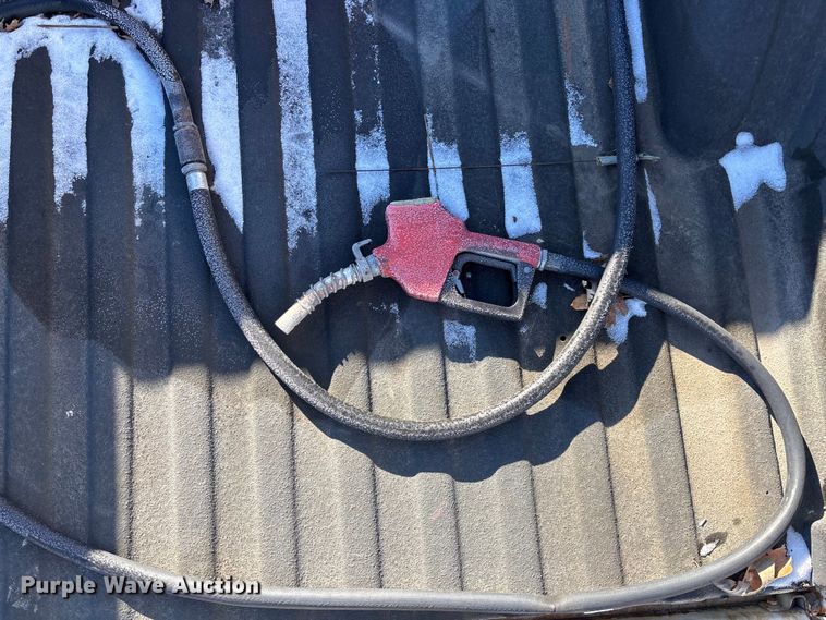 image for item FG1706 2003 Chevrolet Silverado 1500 pickup truck