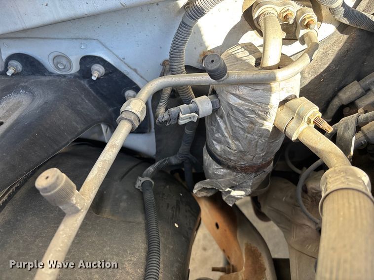 image for item FG1706 2003 Chevrolet Silverado 1500 pickup truck