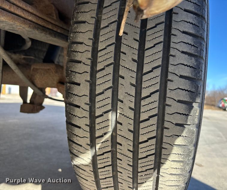 image for item FG1706 2003 Chevrolet Silverado 1500 pickup truck