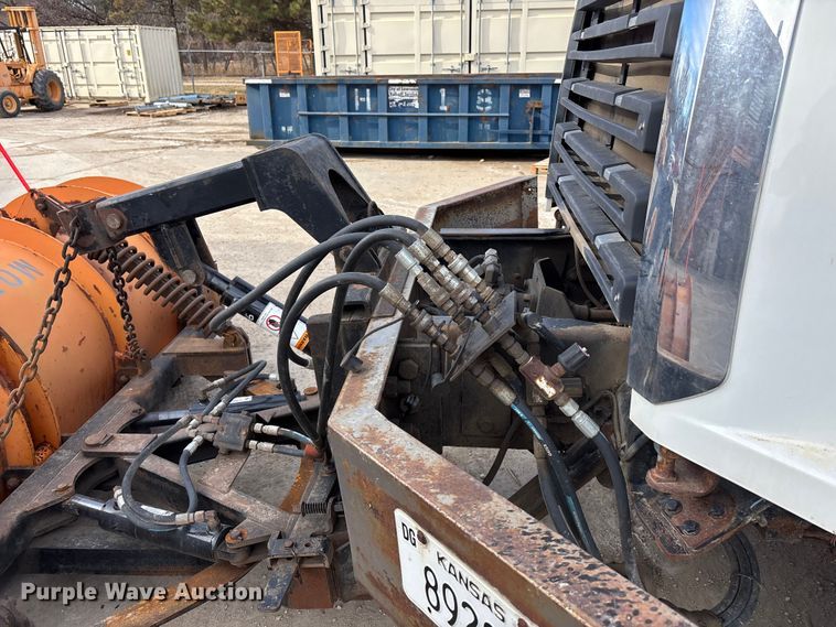 image for item FG1715 2014 Freightliner 108SD dump truck