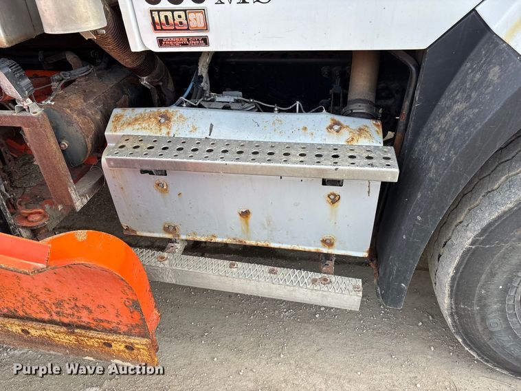 image for item FG1715 2014 Freightliner 108SD dump truck