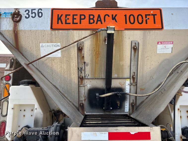 image for item FG1715 2014 Freightliner 108SD dump truck