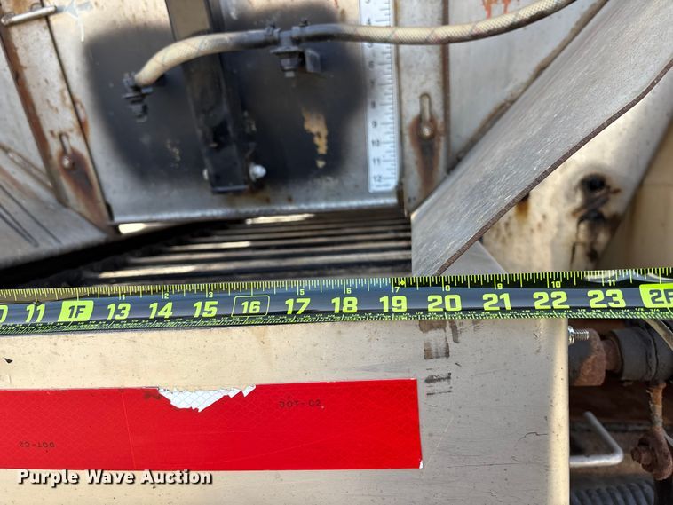 image for item FG1715 2014 Freightliner 108SD dump truck