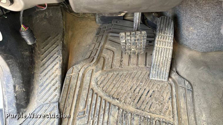 image for item FG1715 2014 Freightliner 108SD dump truck