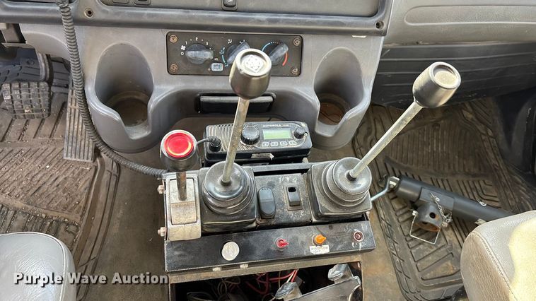 image for item FG1715 2014 Freightliner 108SD dump truck