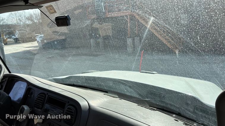 image for item FG1715 2014 Freightliner 108SD dump truck