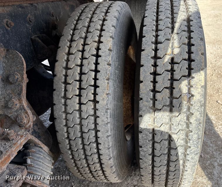 image for item FG1715 2014 Freightliner 108SD dump truck