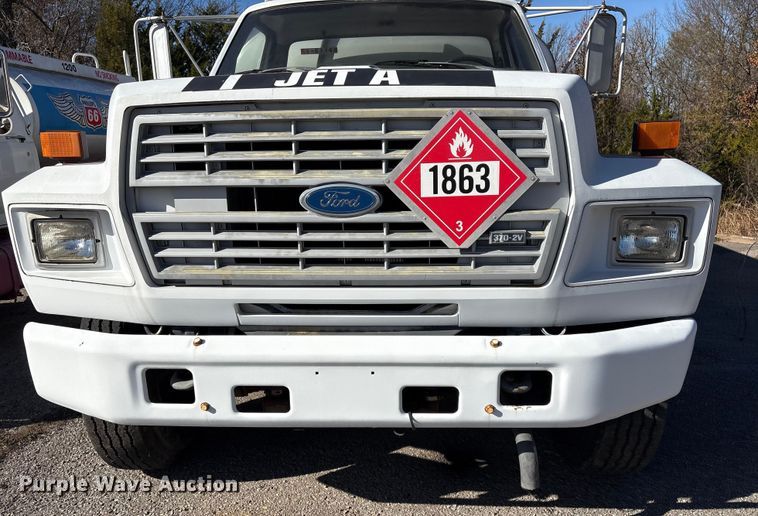image for item FI0101 1990 Ford F700 fuel truck