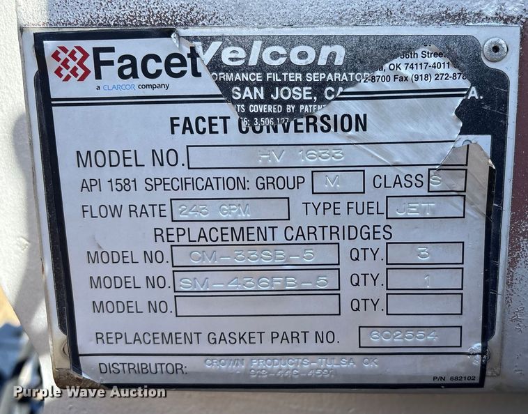 image for item FI0101 1990 Ford F700 fuel truck