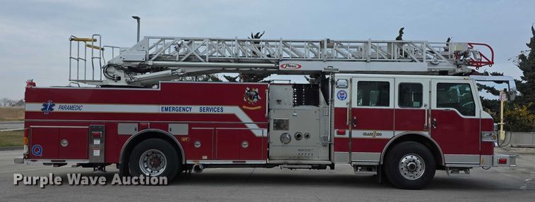 image for item FI0630 2009 Pierce Velocity ladder fire truck
