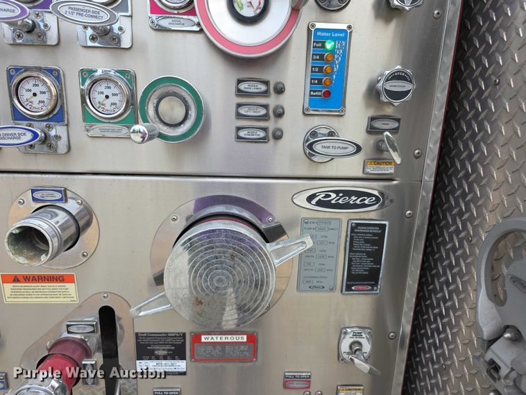 image for item FI0630 2009 Pierce Velocity ladder fire truck