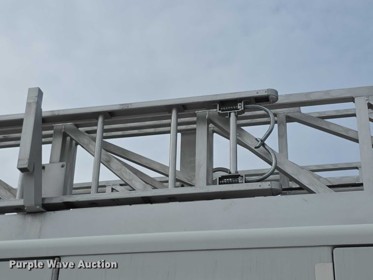 image for item FI0630 2009 Pierce Velocity ladder fire truck