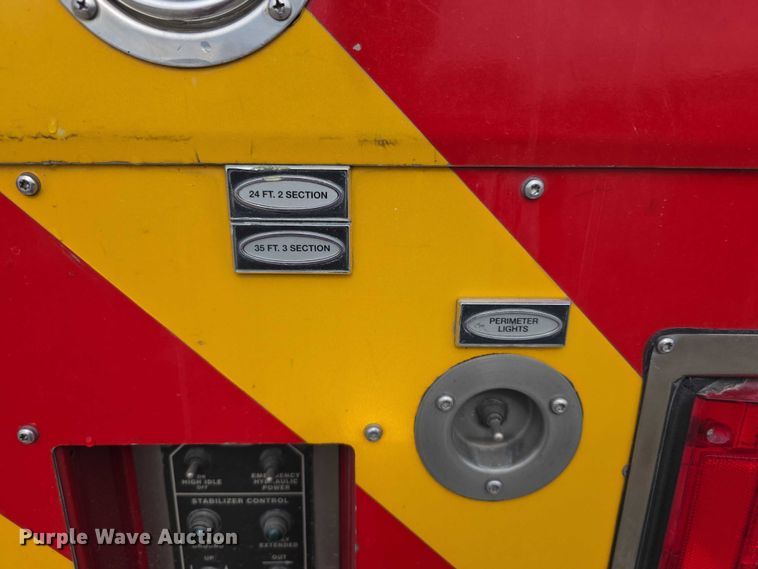 image for item FI0630 2009 Pierce Velocity ladder fire truck