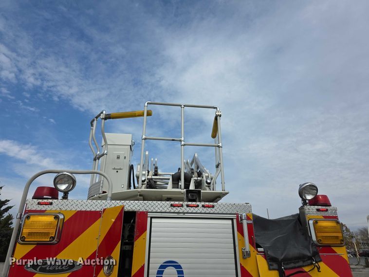 image for item FI0630 2009 Pierce Velocity ladder fire truck