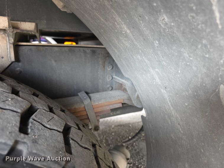 image for item FI0630 2009 Pierce Velocity ladder fire truck