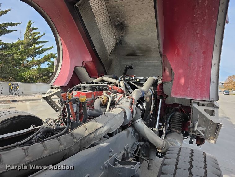 image for item FI0630 2009 Pierce Velocity ladder fire truck