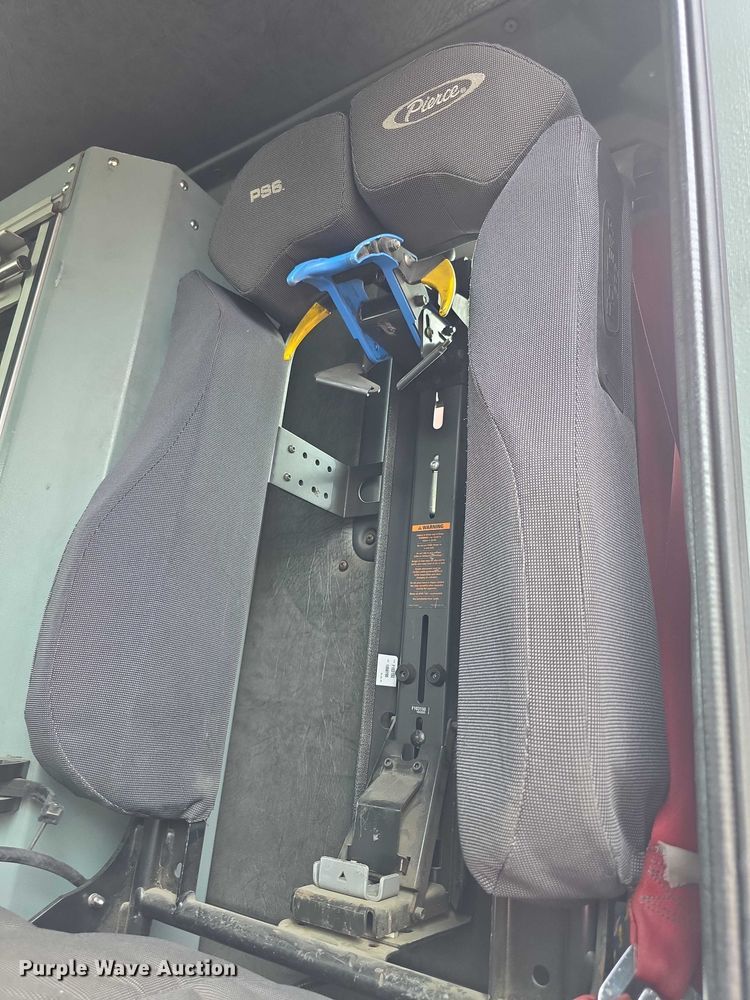 image for item FI0630 2009 Pierce Velocity ladder fire truck