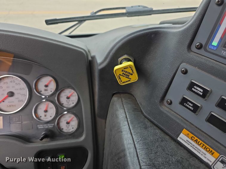 image for item FI0630 2009 Pierce Velocity ladder fire truck