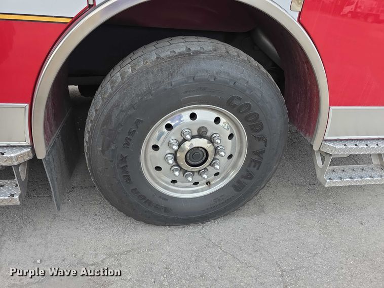 image for item FI0630 2009 Pierce Velocity ladder fire truck