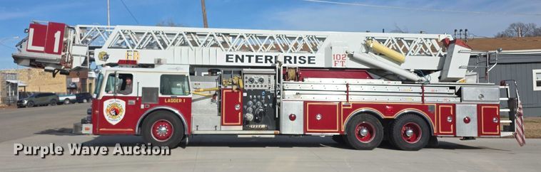 image for item FI0689 1986 Grumman 453886 Duplex ladder fire truck