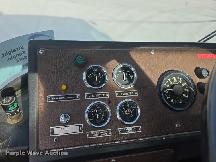 image for item FI0689 1986 Grumman 453886 Duplex ladder fire truck