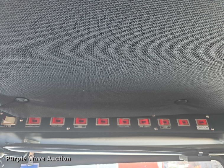 image for item FI0689 1986 Grumman 453886 Duplex ladder fire truck