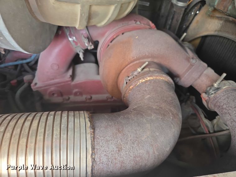 image for item FI0689 1986 Grumman 453886 Duplex ladder fire truck