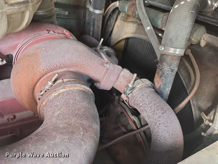 image for item FI0689 1986 Grumman 453886 Duplex ladder fire truck